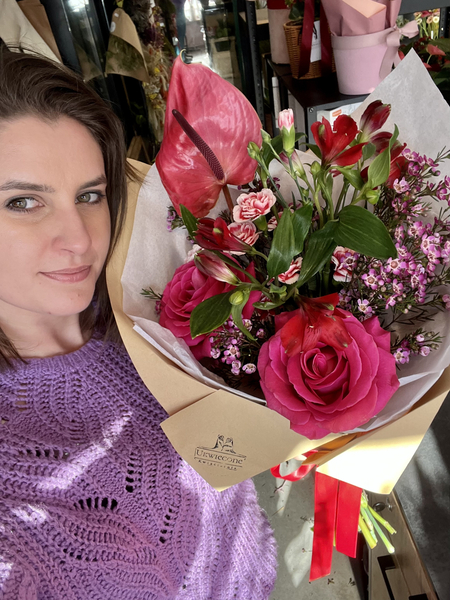 Zdjęcie na okładce dla Kwiaciarnia Ukwiecone Aleksandra Nowaczyk – Kwiaty Doniczkowe | Wieńce Pogrzebowe | Bukiety Kwiatów Zielona Góra